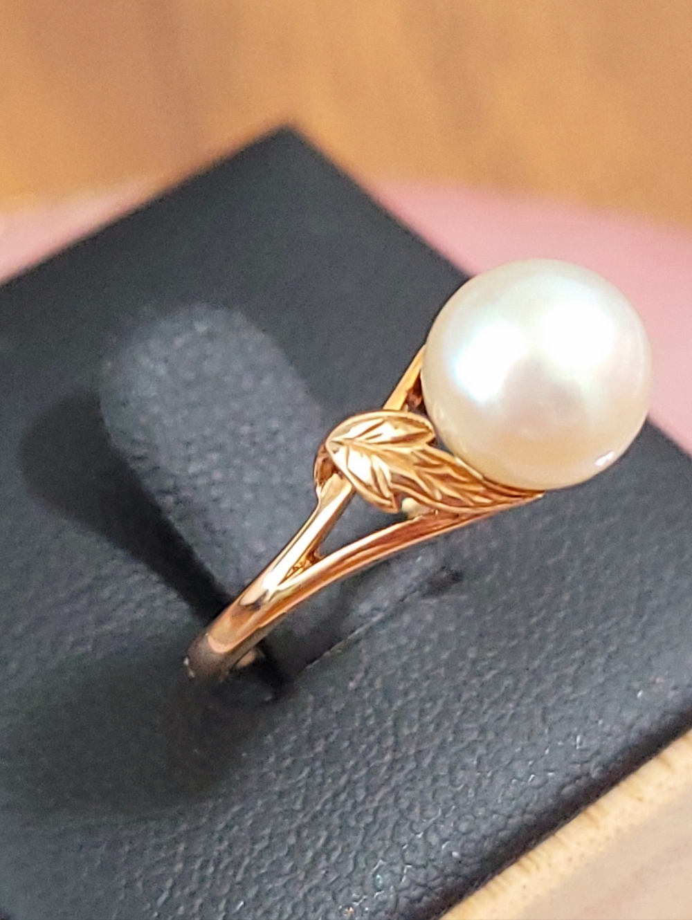 MIKIMOTO Pearl Ring in 14K Yellow Solid Gold - Picture 3 of 15